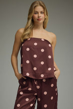 Load image into Gallery viewer, Polka dot strapless top featuring elasti
