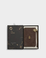 Load image into Gallery viewer, GIFT BOXED COIN &amp; CARDHOLDER
