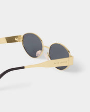 Load image into Gallery viewer, KATIE LOXTON SIENA SUNGLASSES | Matte Gold
