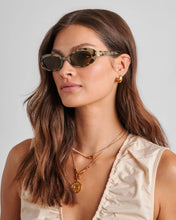 Load image into Gallery viewer, KATIE LOXTON BORDEAUX SUNGLASSES | Dark Tortoiseshell
