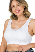 Load image into Gallery viewer, PLUS SEAMLESS BRA TOP WITH FRONT LACE
