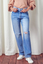 Load image into Gallery viewer, ULTRA HIGH RISE STRAIGHT JEANS
