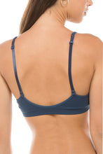 Load image into Gallery viewer, Seamless Bra w N Neck and Adj Straps
