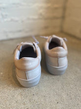 Load image into Gallery viewer, Star Distressed Sneaker
