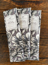 Load image into Gallery viewer, Slim Sachet Dahlia and White Musk
