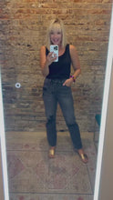 Load and play video in Gallery viewer, High rise nineties boyfriend jean
