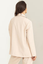 Load image into Gallery viewer, OVERSIZED BLAZER
